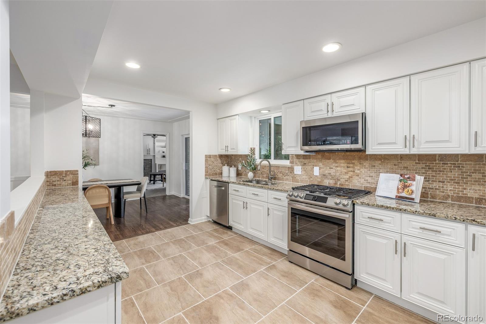 2644 S Krameria Street