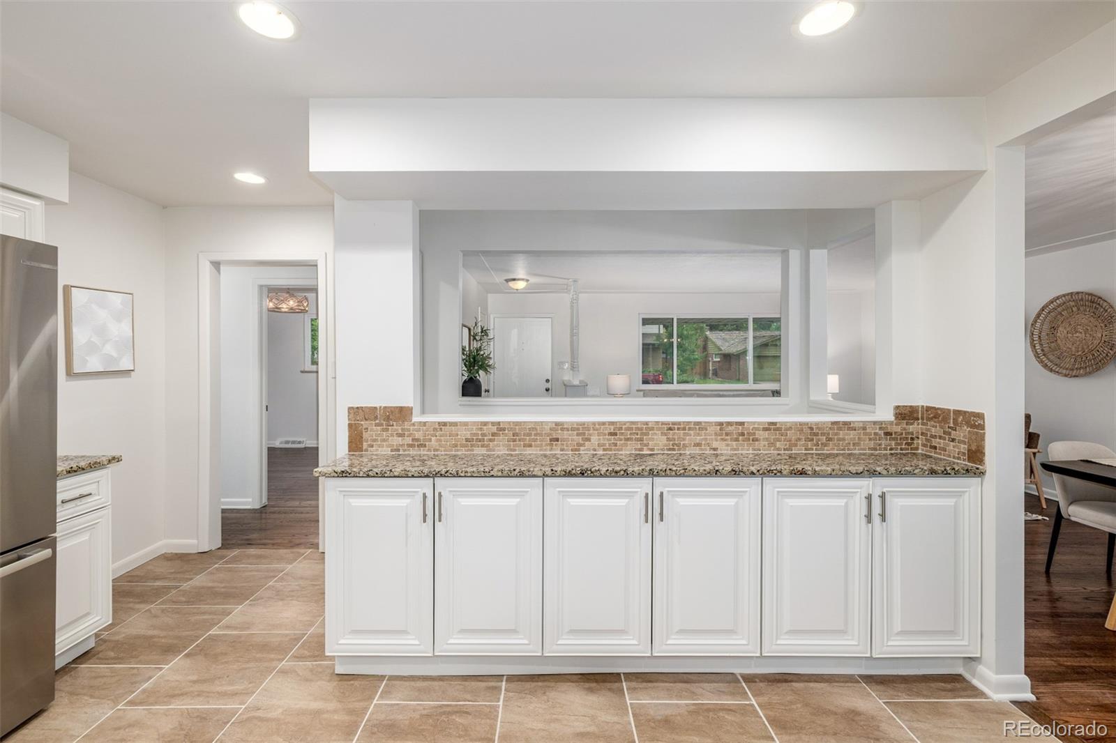 2644 S Krameria Street