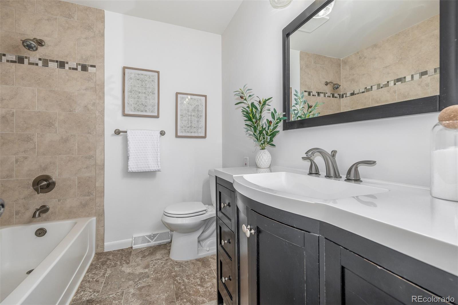 2644 S Krameria Street