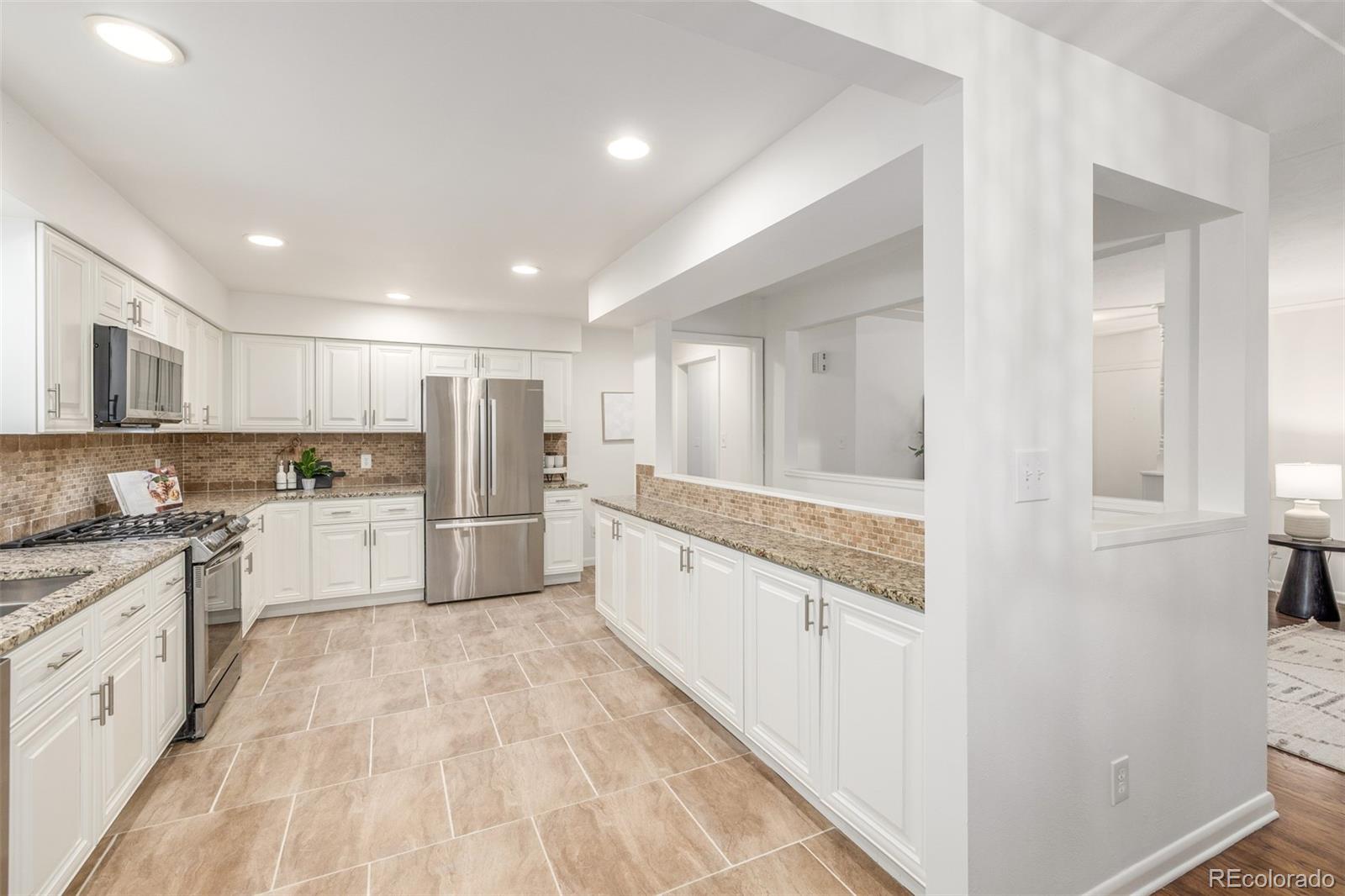 2644 S Krameria Street