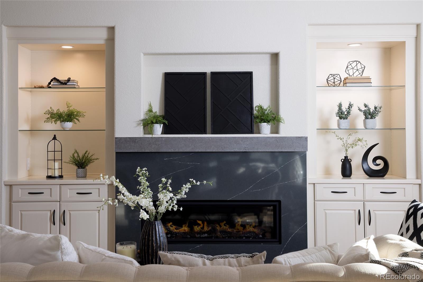 6373 S Blackhawk Way