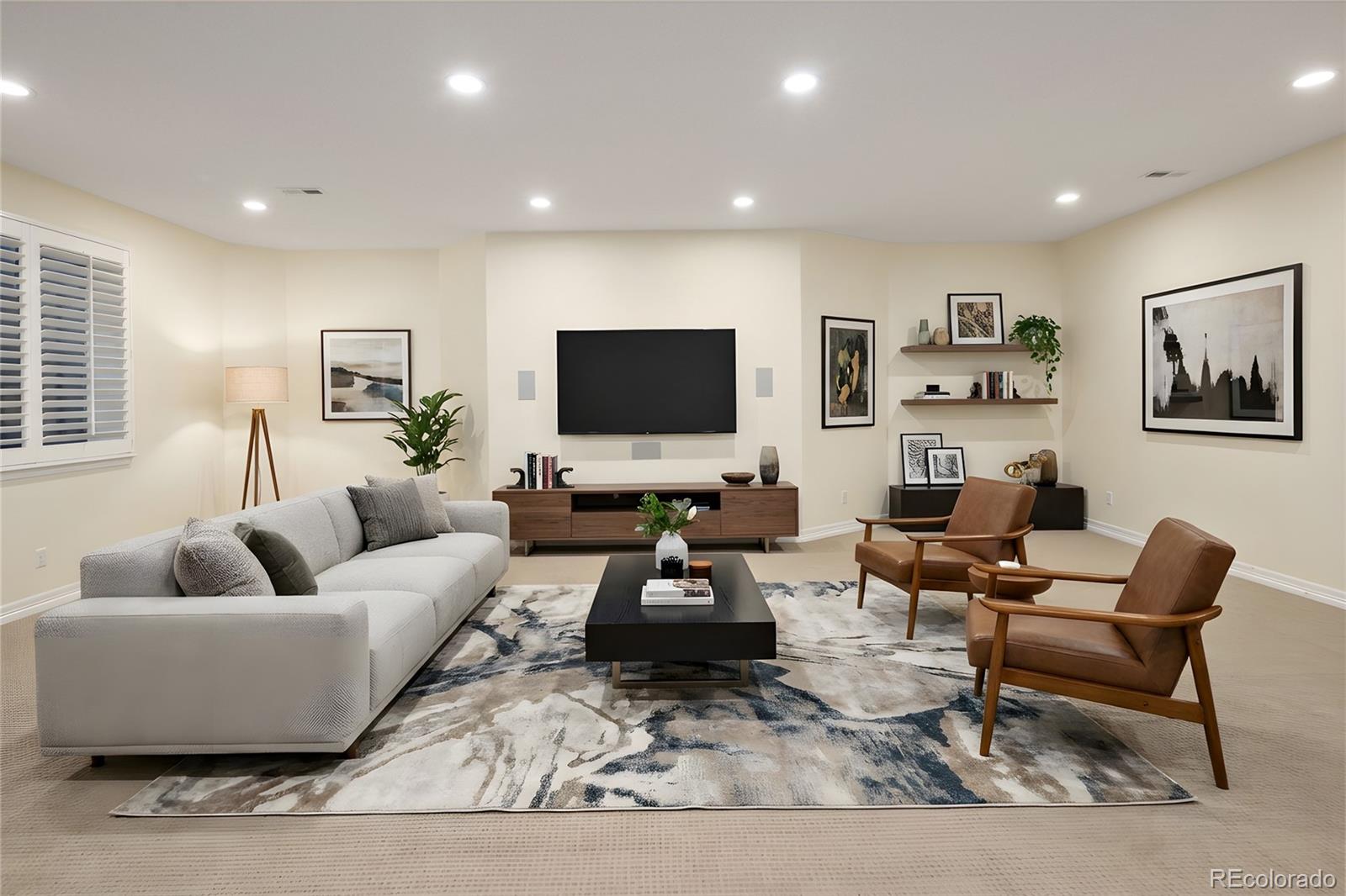 6373 S Blackhawk Way