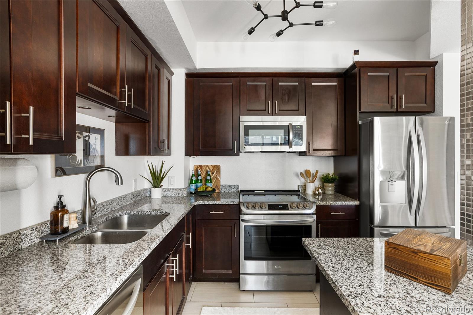 3065 Umatilla Street