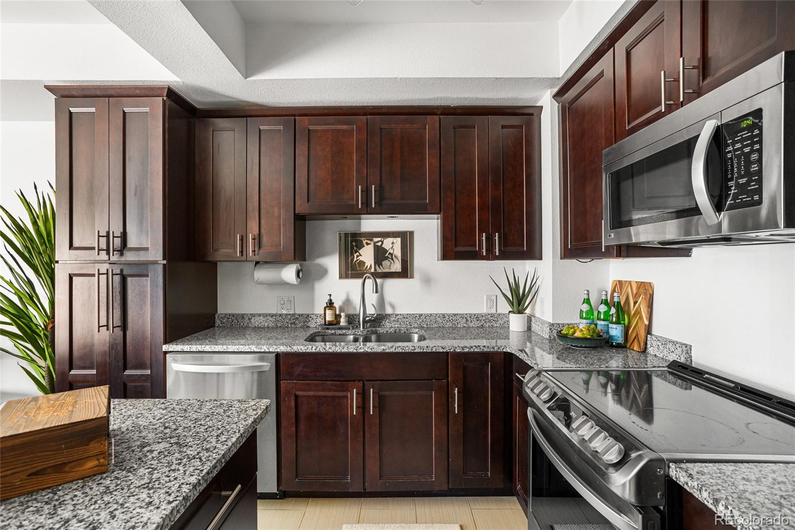 3065 Umatilla Street