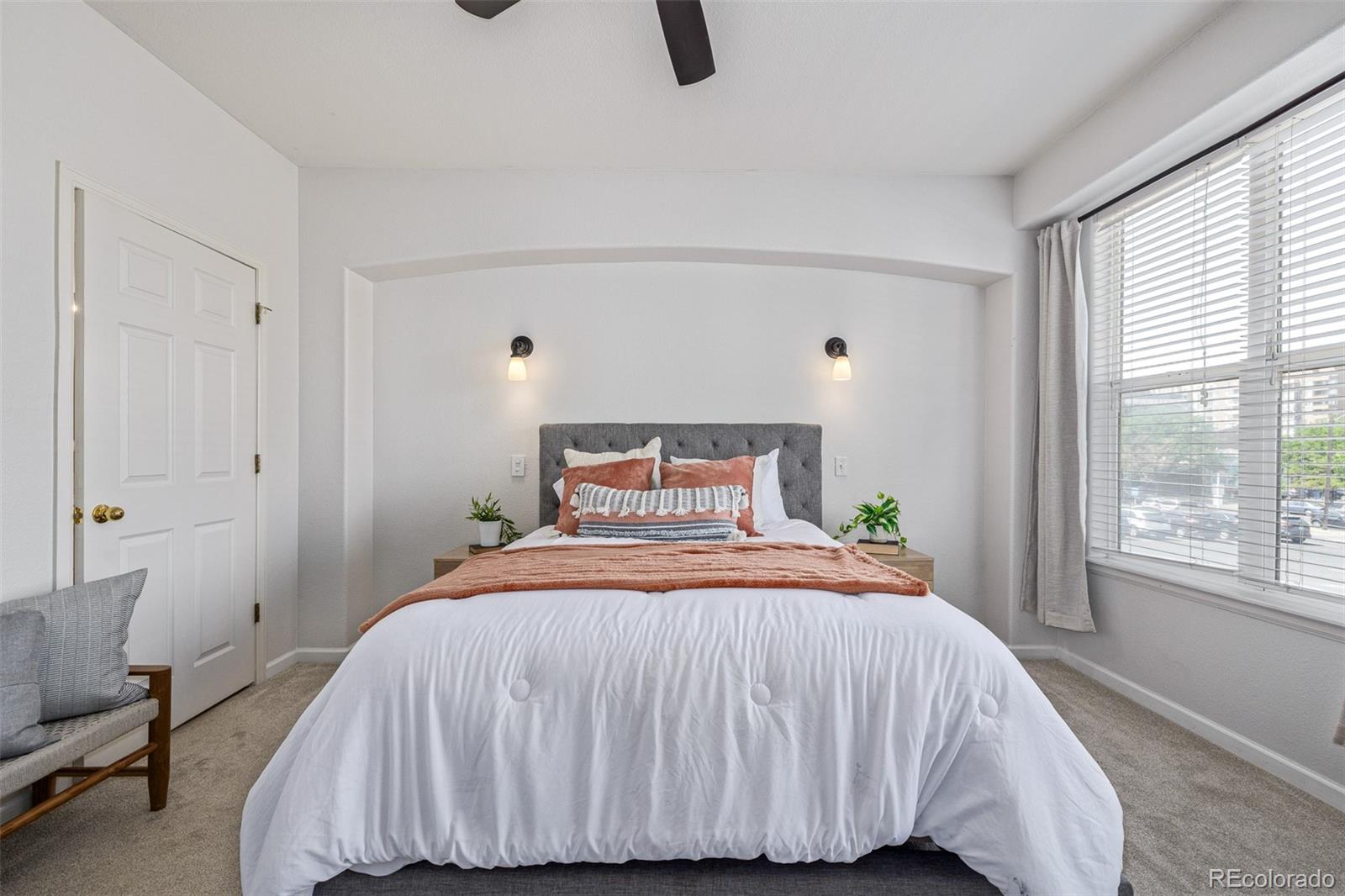 1747 N Pearl Street Unit: 207