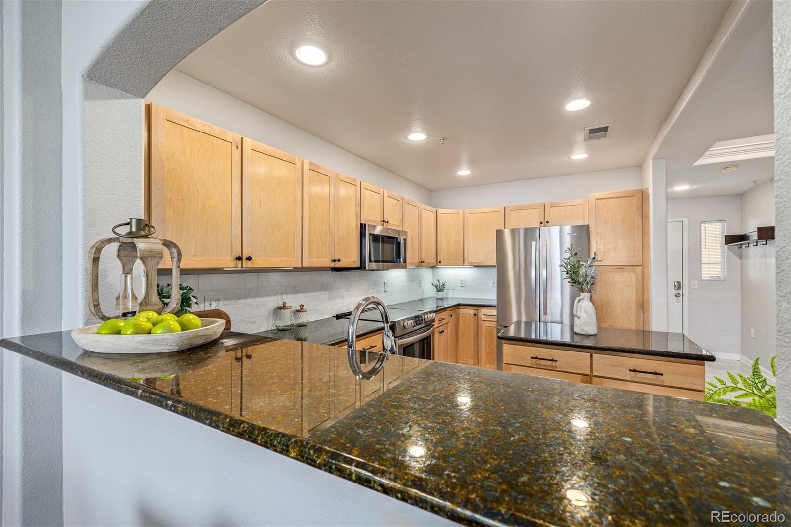 1747 N Pearl Street Unit: 207