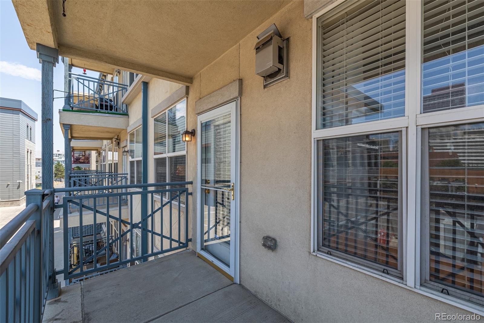 1747 N Pearl Street Unit: 207