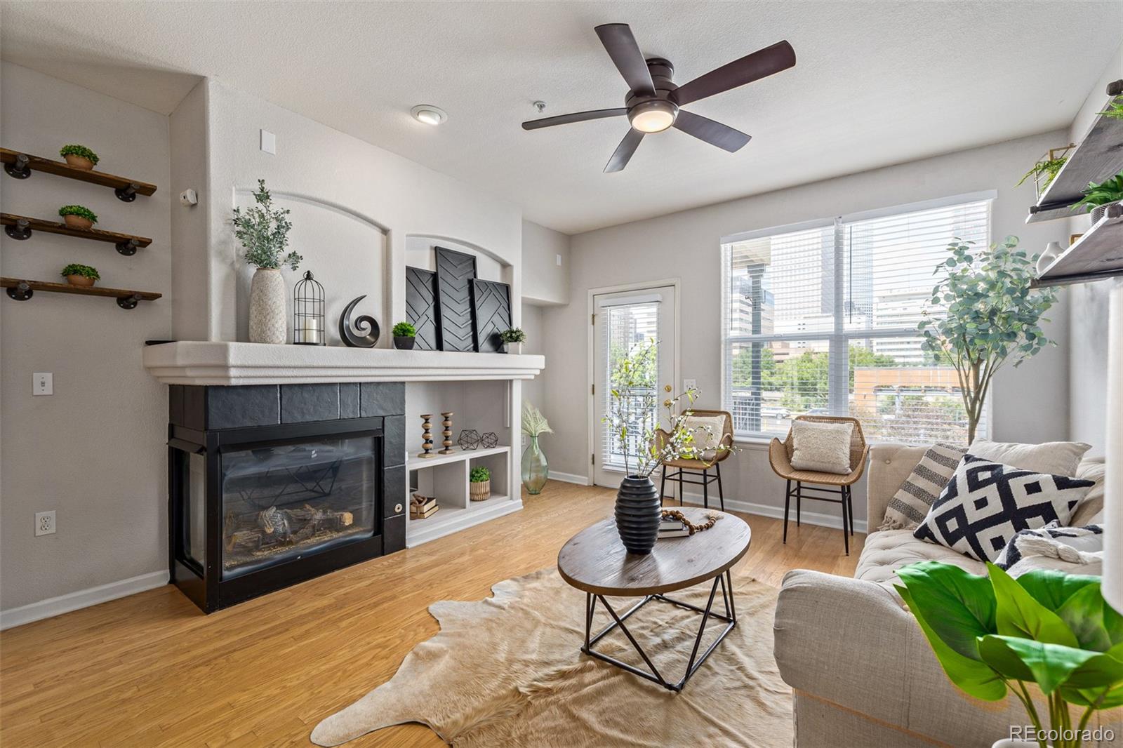 1747 N Pearl Street Unit: 207