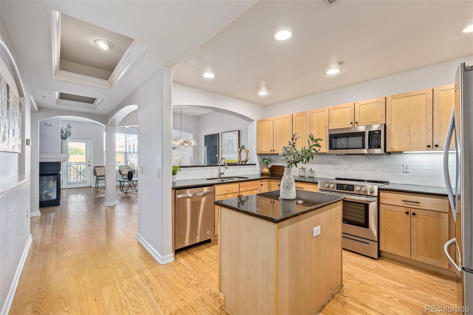 1747 N Pearl Street Unit: 207