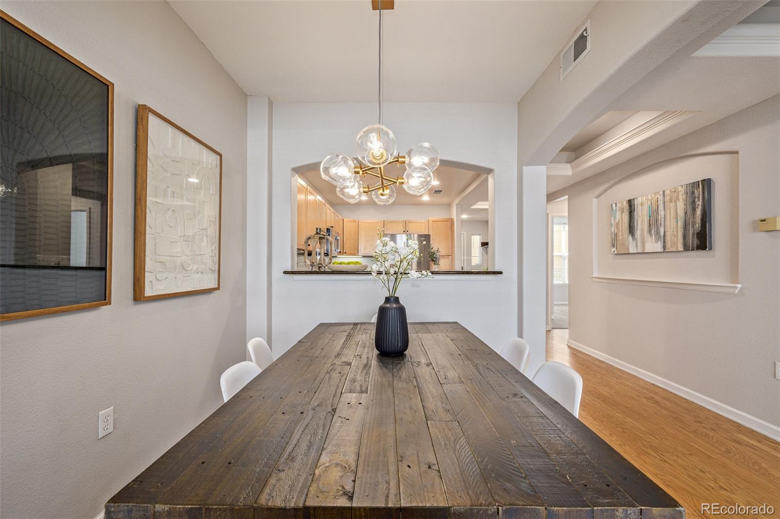 1747 N Pearl Street Unit: 207