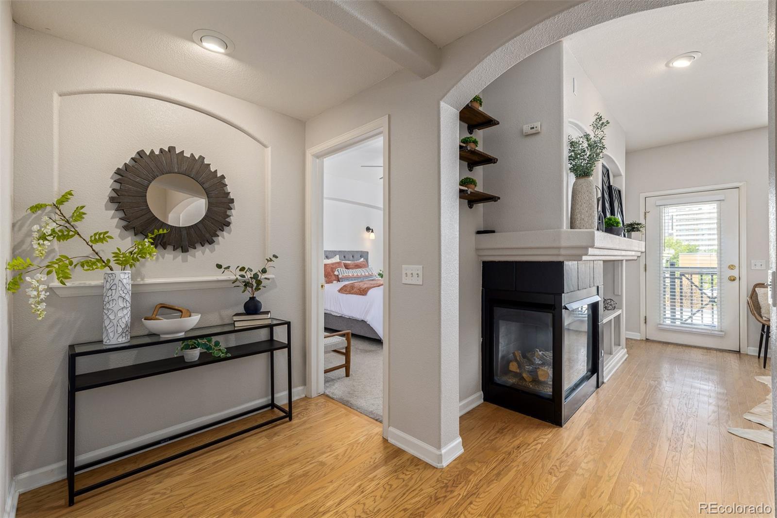 1747 N Pearl Street Unit: 207