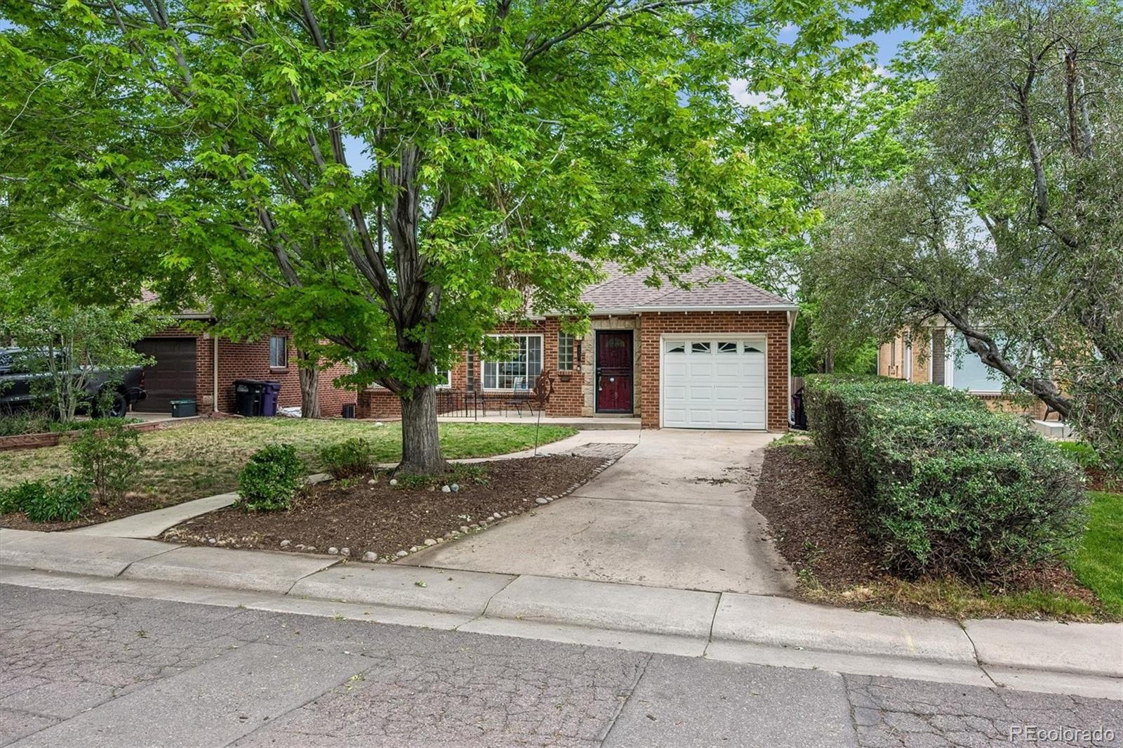 857 Grape Street