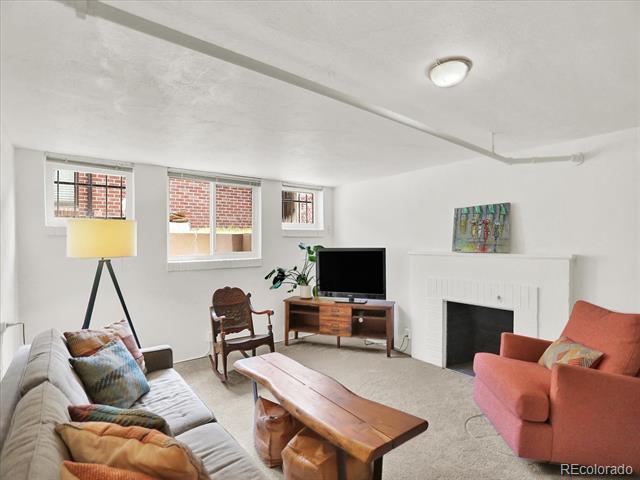1247 Dexter Street