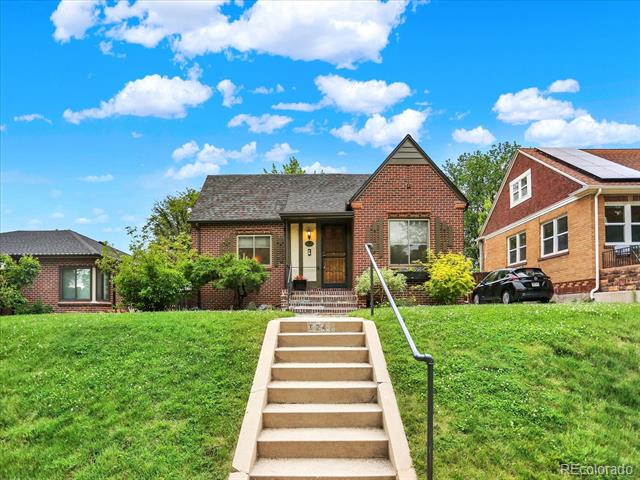 1247 Dexter Street