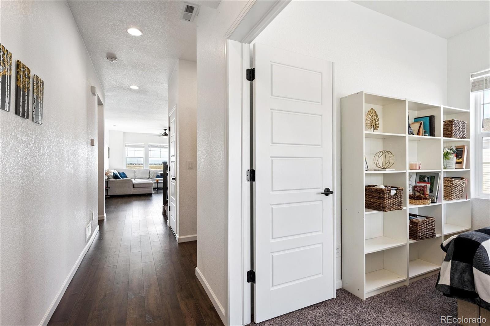 629 N Waterloo Court