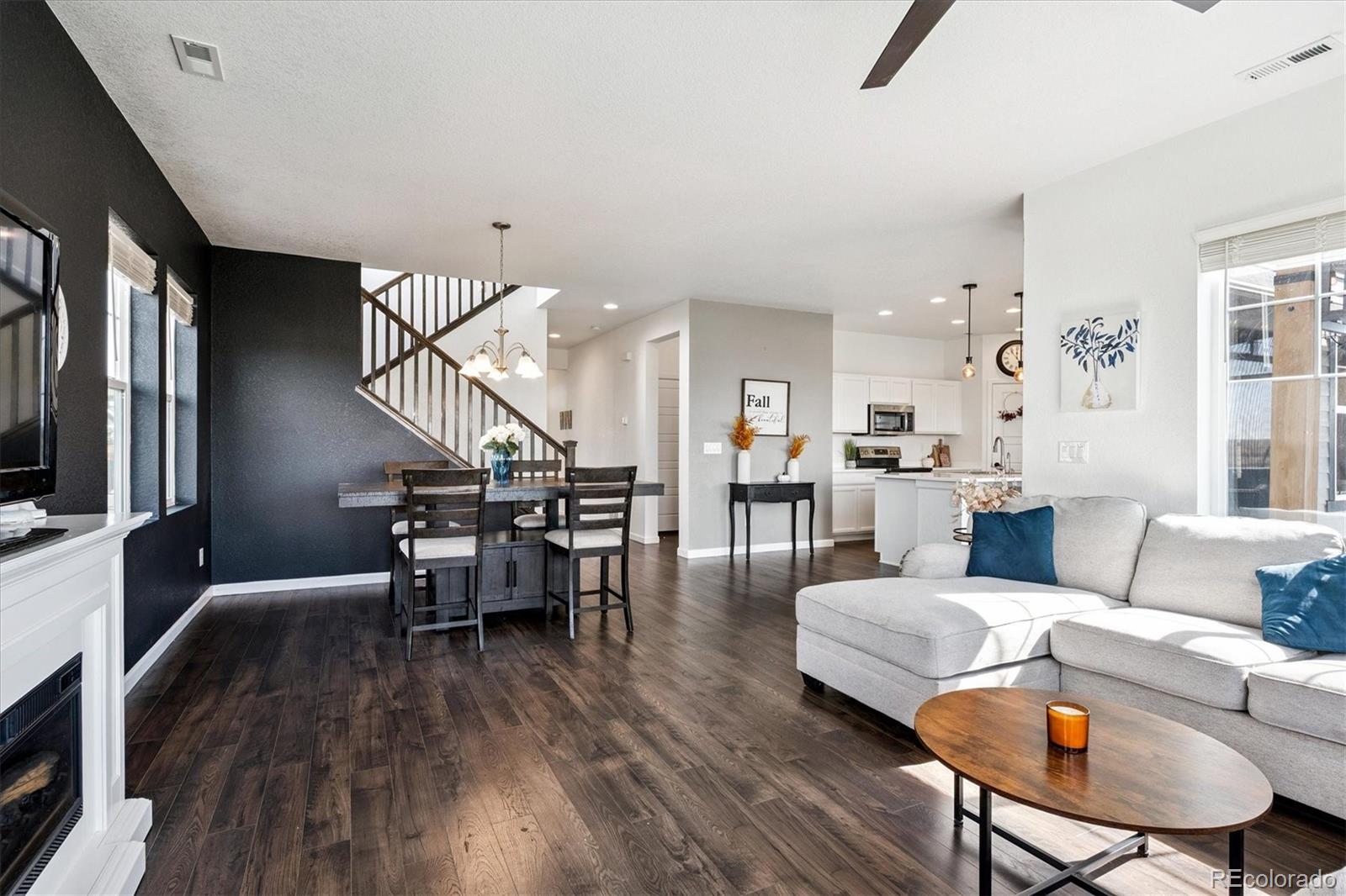 629 N Waterloo Court