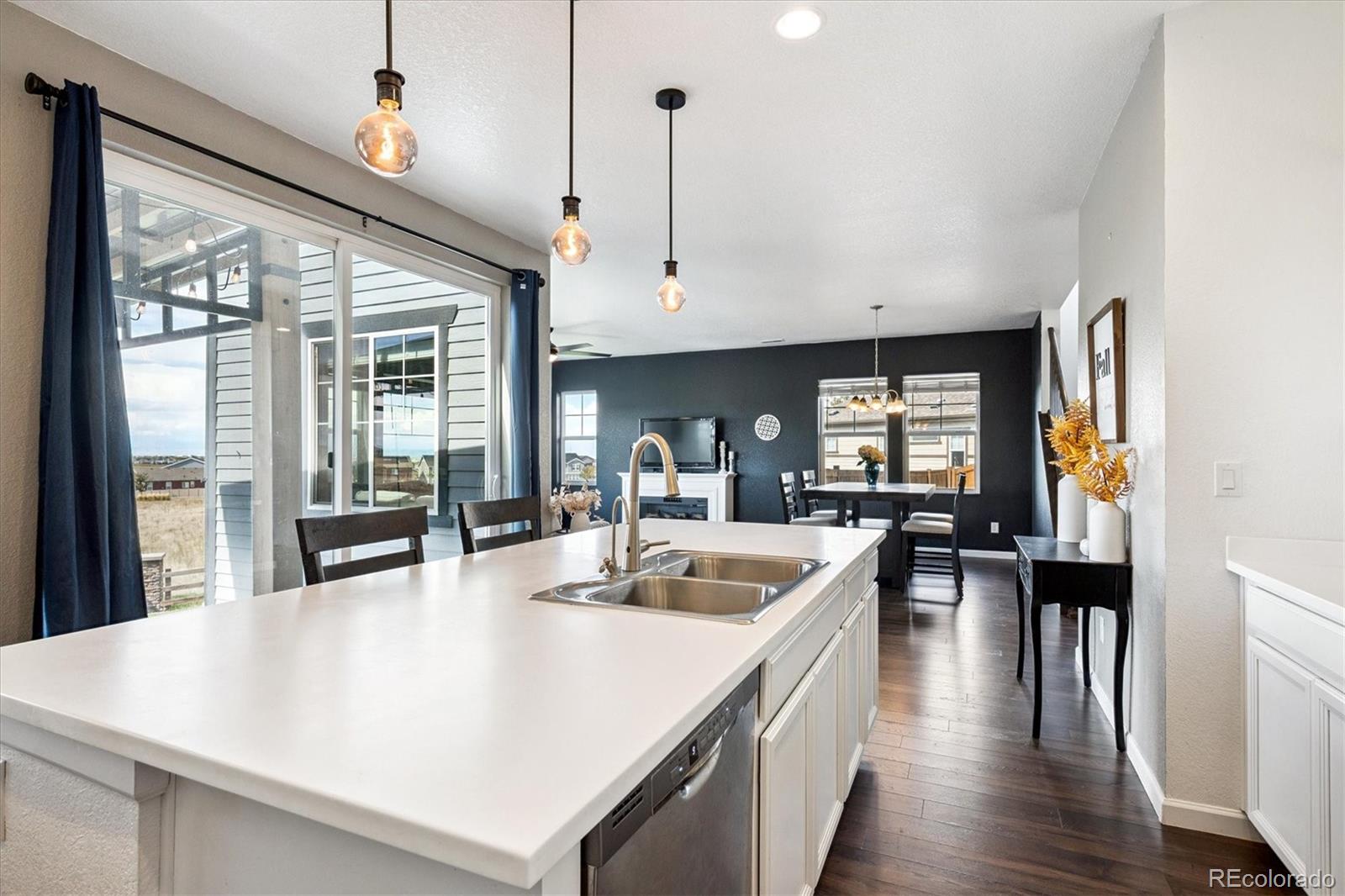 629 N Waterloo Court