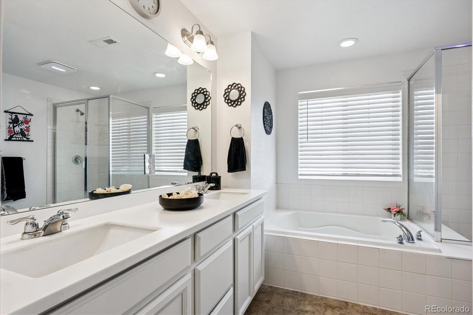 629 N Waterloo Court