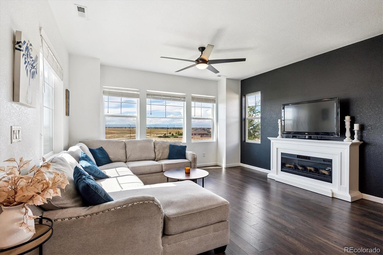 629 N Waterloo Court