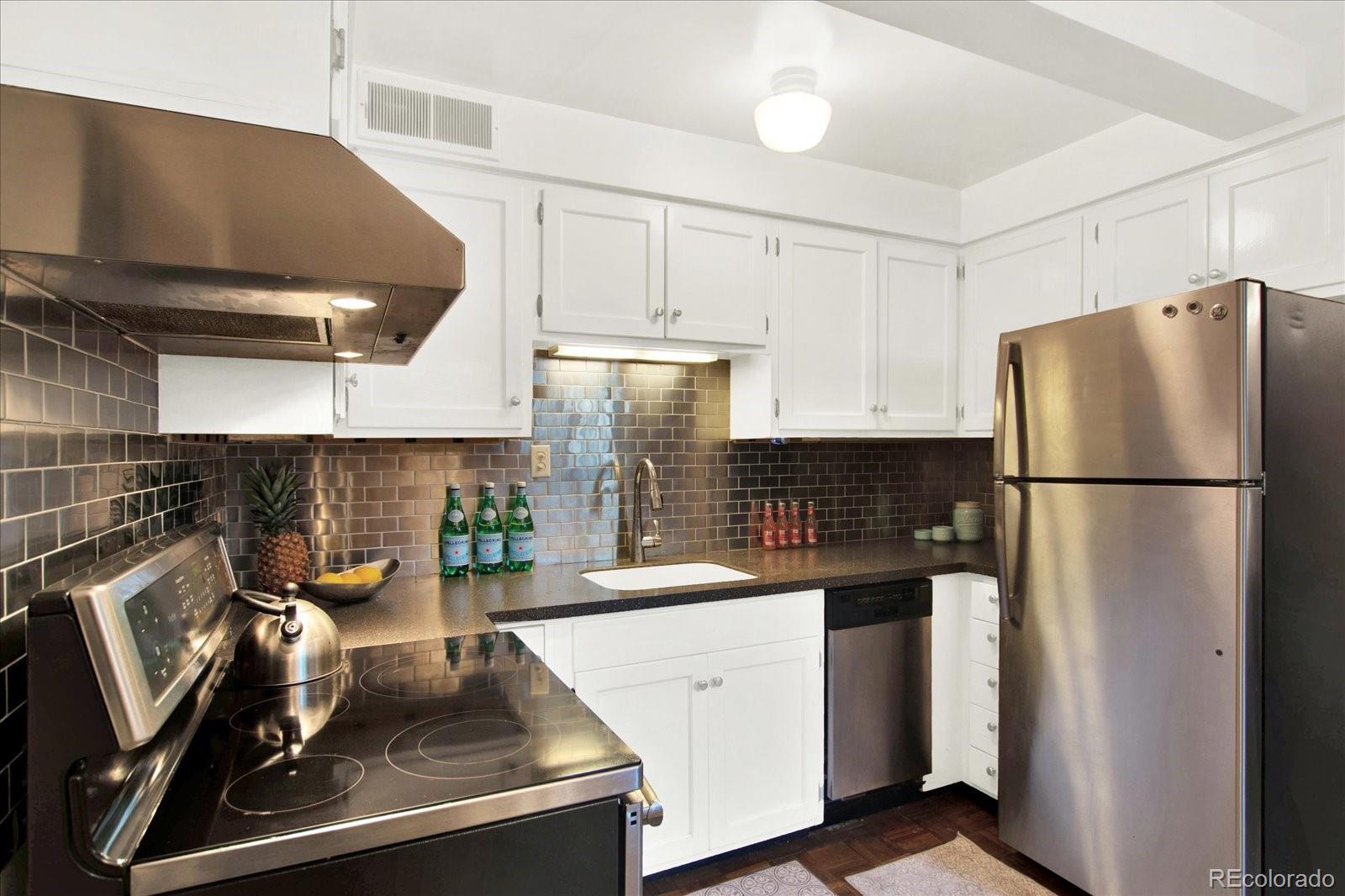 861 N Humboldt Street Unit: E