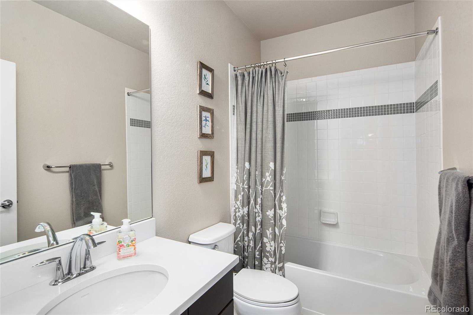 8335 E Prairie Meadow Drive