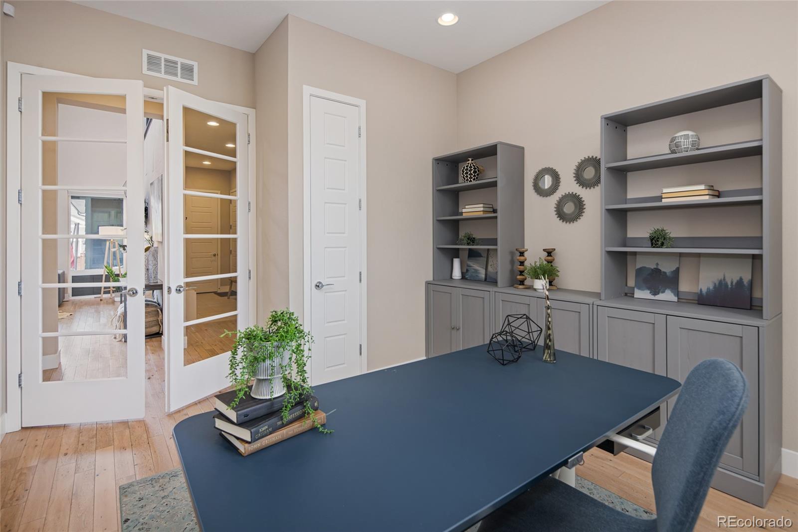 8335 E Prairie Meadow Drive