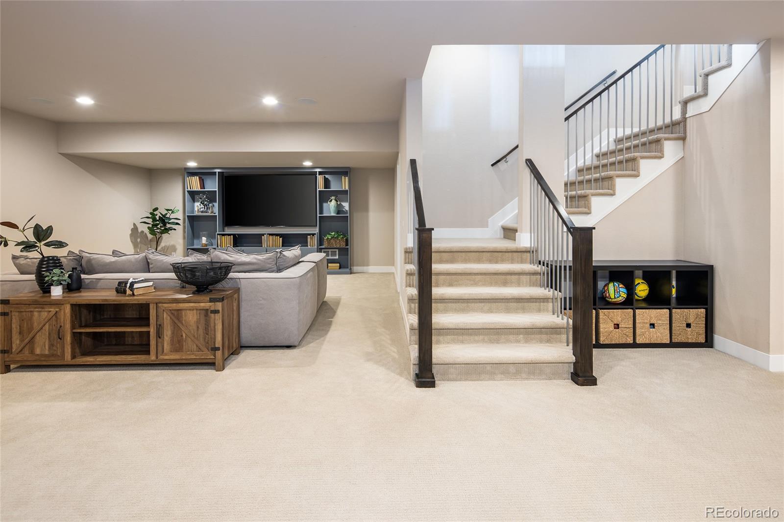 8335 E Prairie Meadow Drive