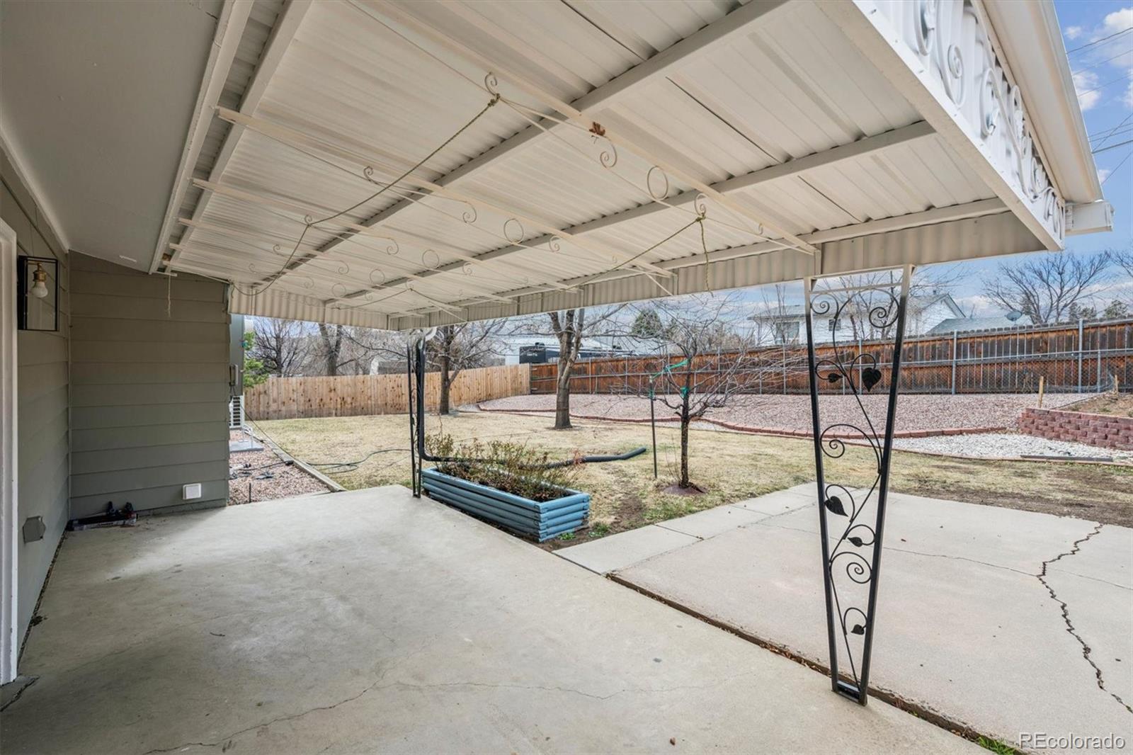 11296 W Kentucky Drive