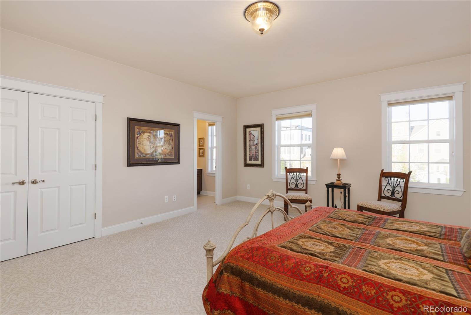 5073 Valentia Street