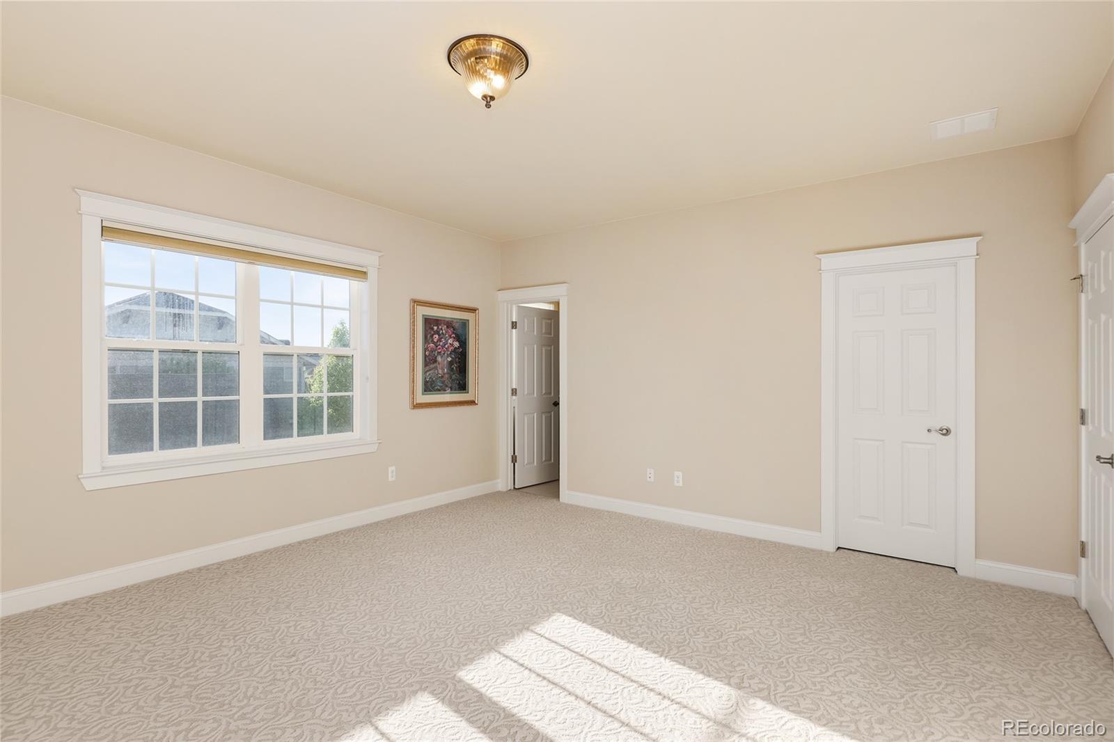 5073 Valentia Street