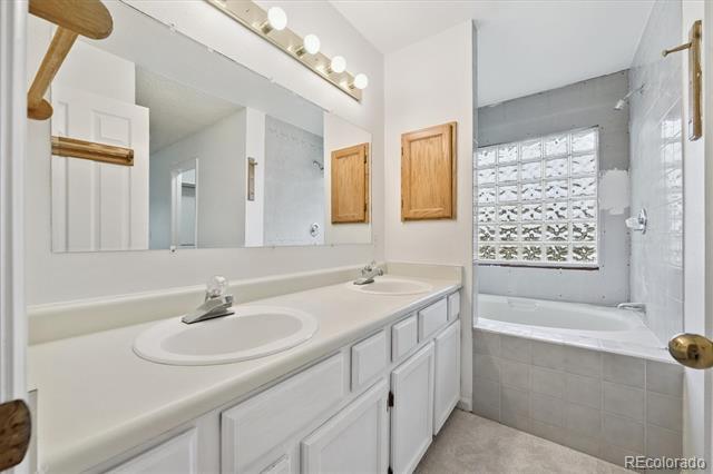 2950 Eclectic Court