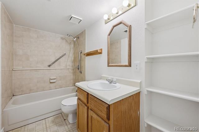 2950 Eclectic Court
