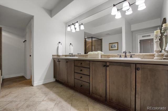 85 Rampart Way Unit: 206