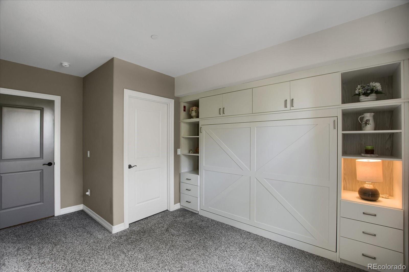 85 Rampart Way Unit: 206