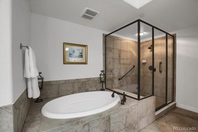 85 Rampart Way Unit: 206