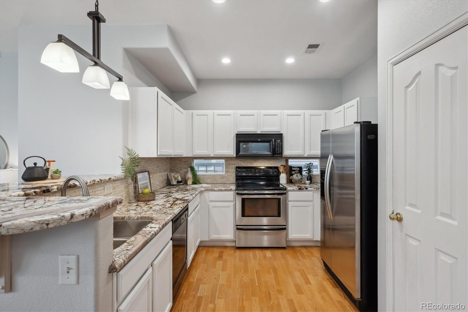 2533 Central Park Boulevard