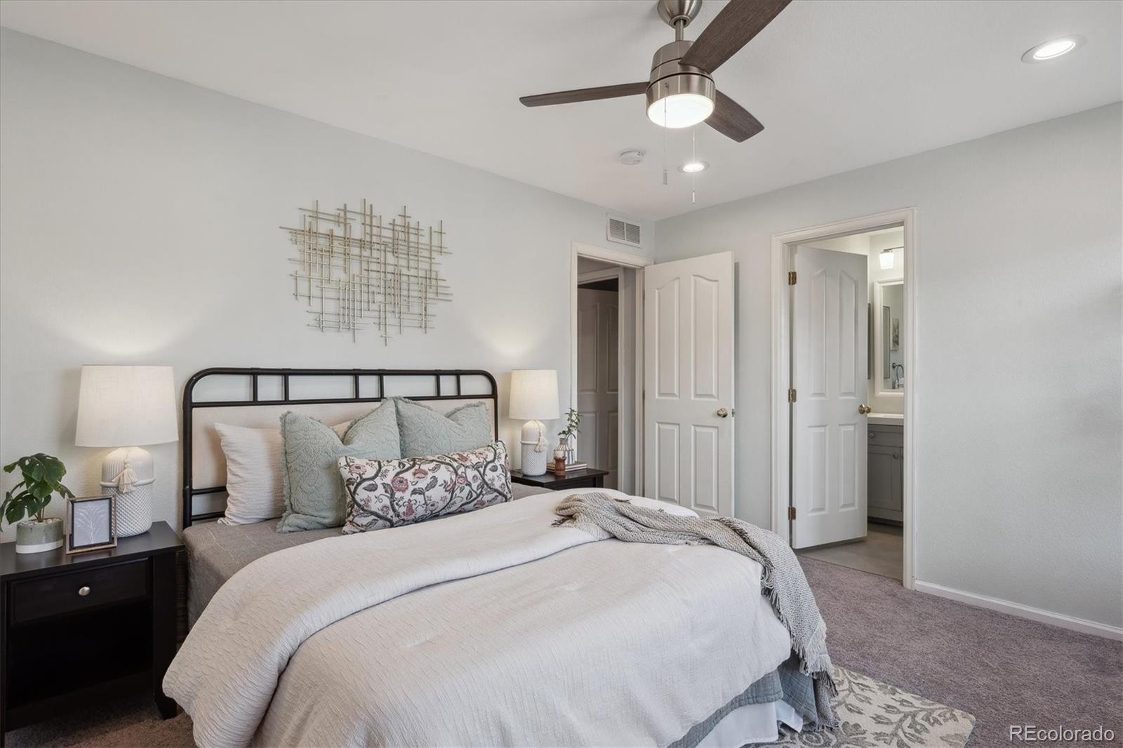 2533 Central Park Boulevard