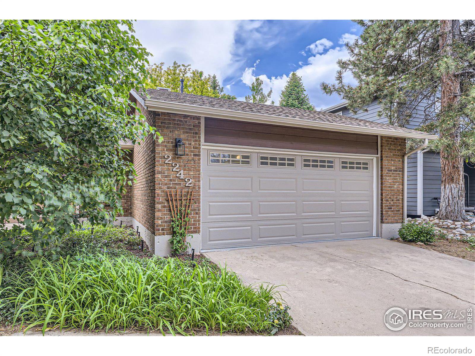 2242 Juniper Court