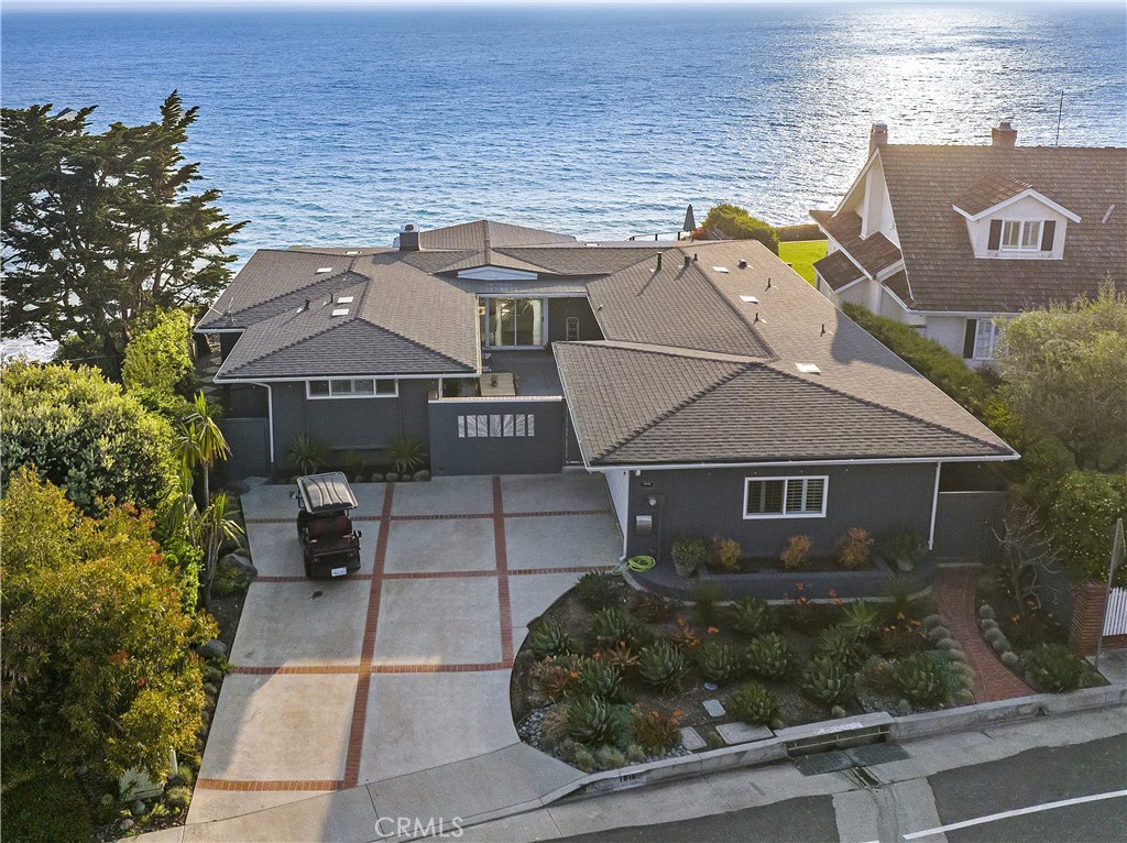 1816 Calle De Los Alamos