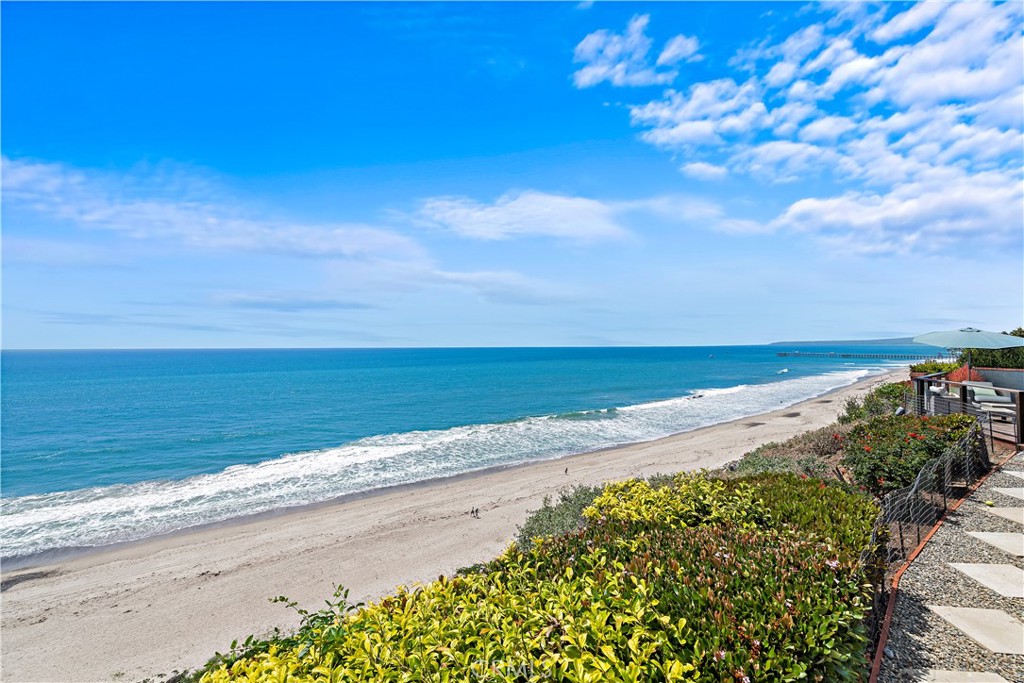 1816 Calle De Los Alamos