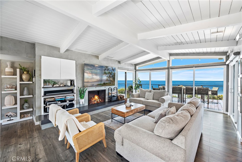 1816 Calle De Los Alamos