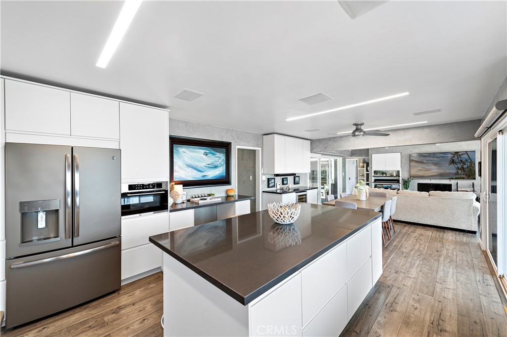 1816 Calle De Los Alamos