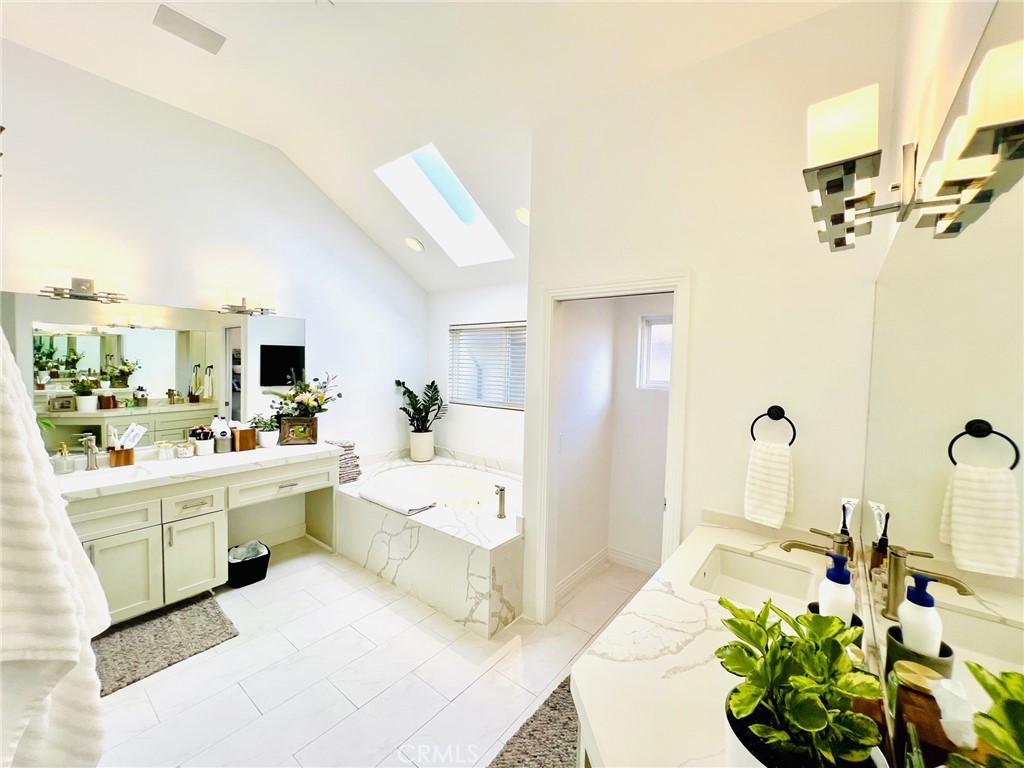 35086 Camino Capistrano