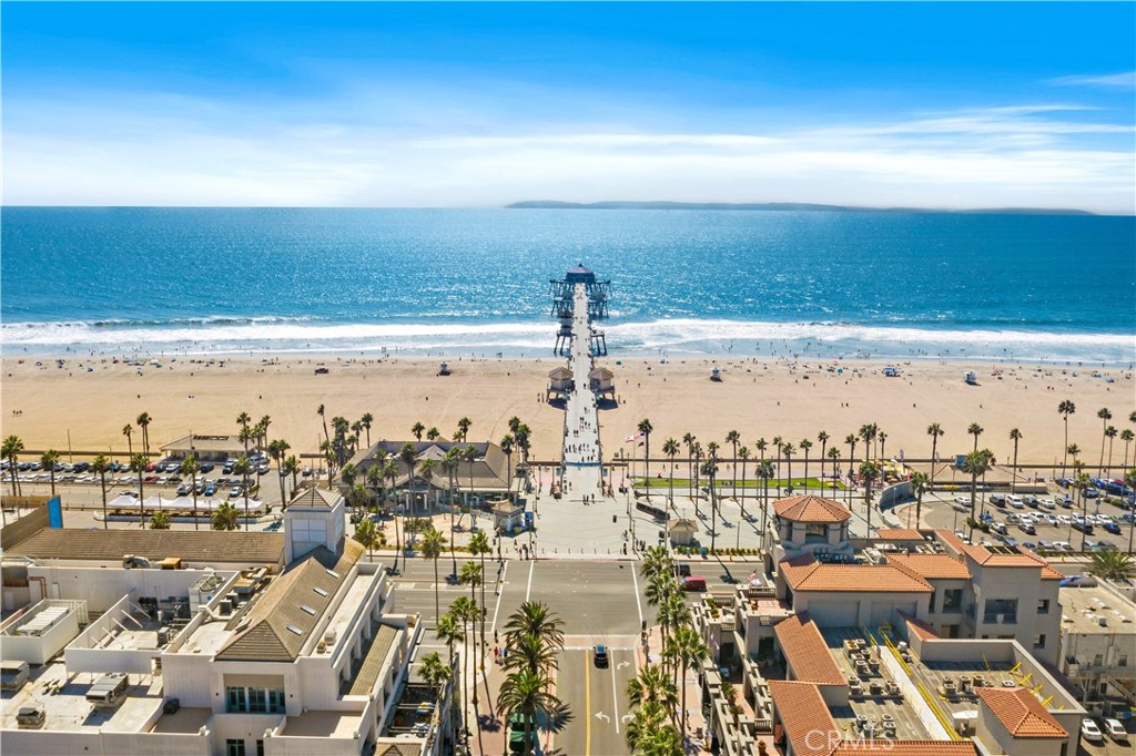 20041 Crown Reef Lane