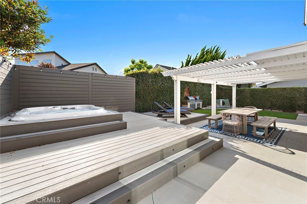 20041 Crown Reef Lane