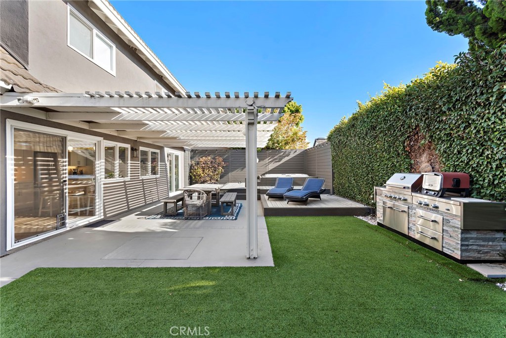 20041 Crown Reef Lane