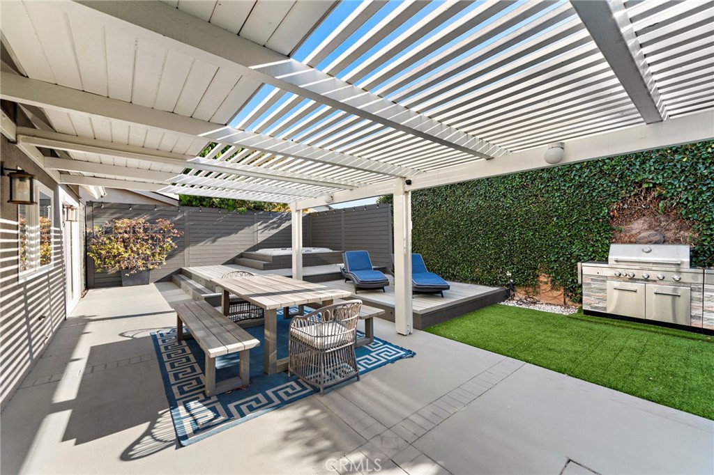 20041 Crown Reef Lane