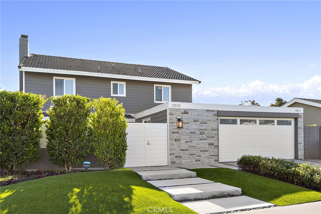 20041 Crown Reef Lane