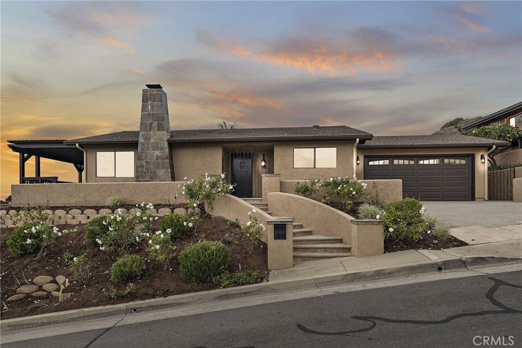 176 E Avenida Cordoba