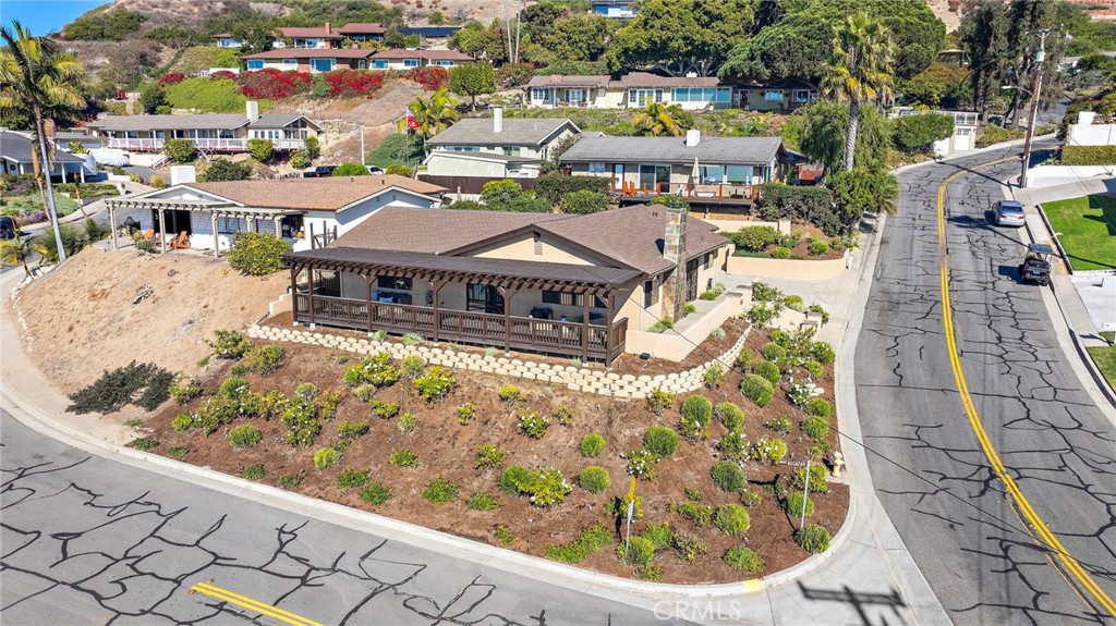 176 E Avenida Cordoba